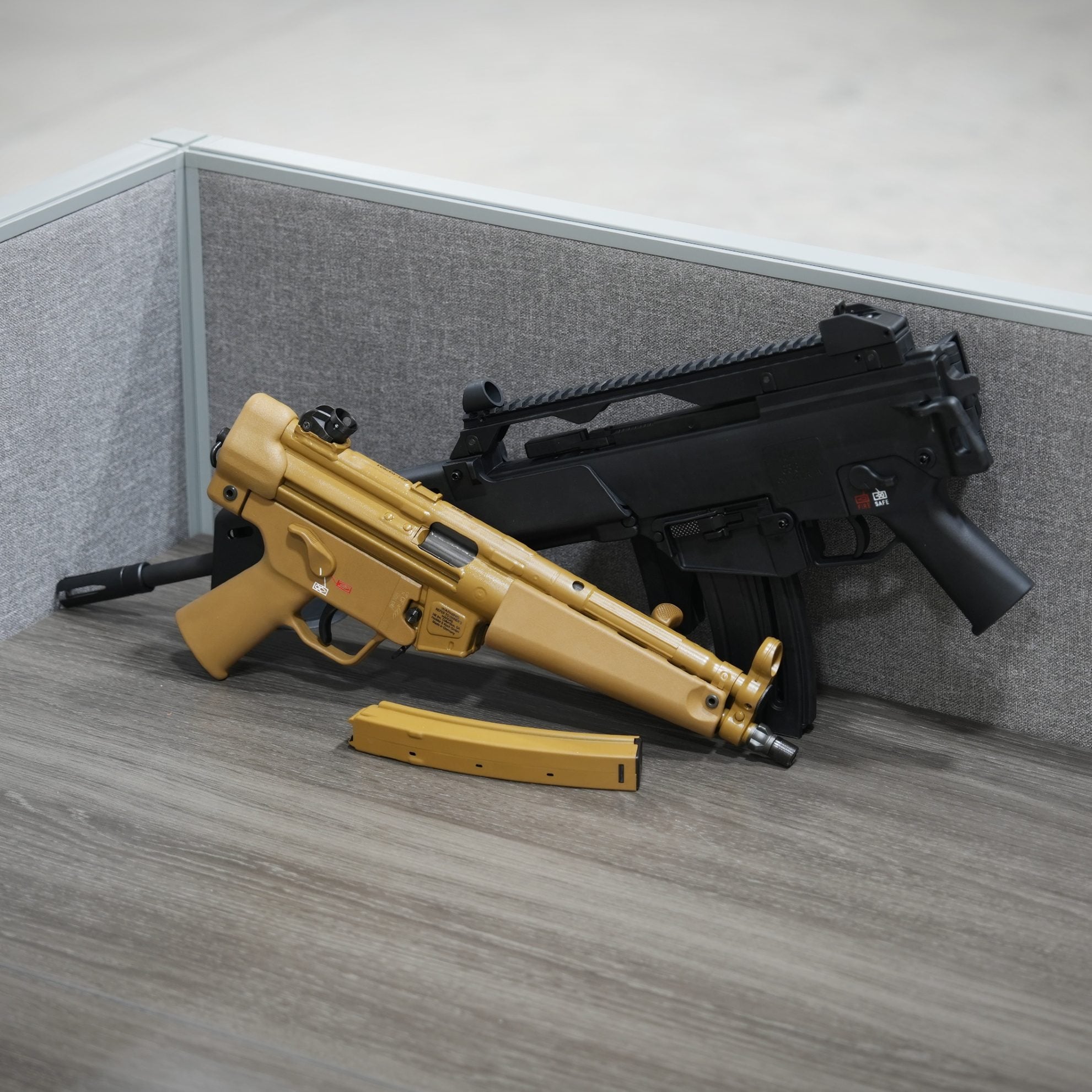 Heckler & Koch SP5 8.9" 9mm Pistol, RAL8000 & G36 .22 Rifle Bundle - Image 2