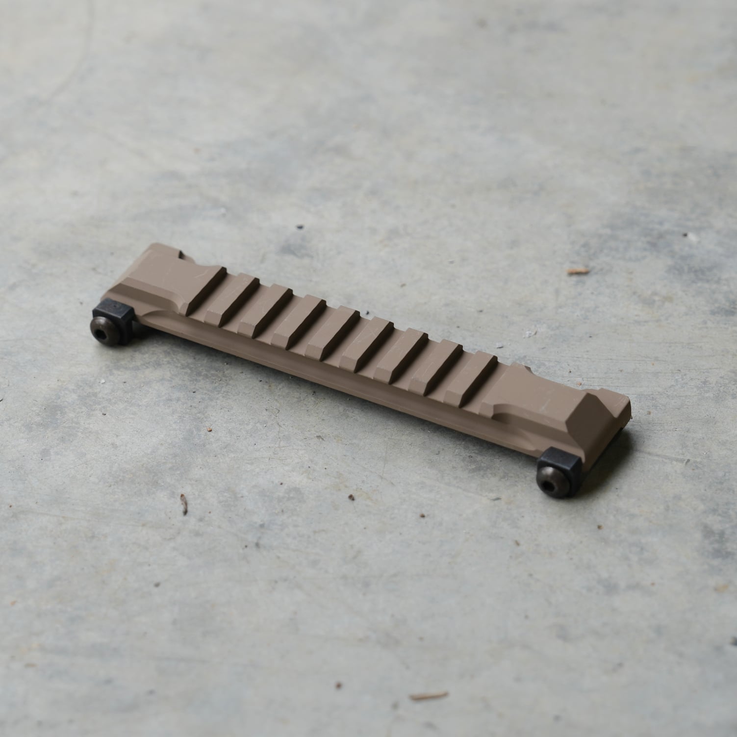 Knight's Armament LAMG Optic Riser, Short, FDE